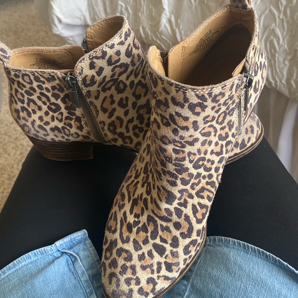 Lucky brand leopard booties